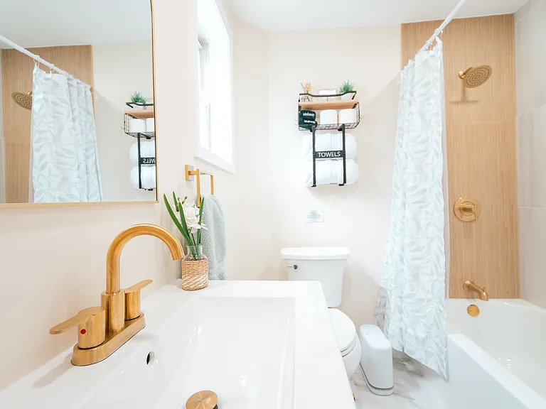 18 Van Rensselaer St #1 — Photo 21