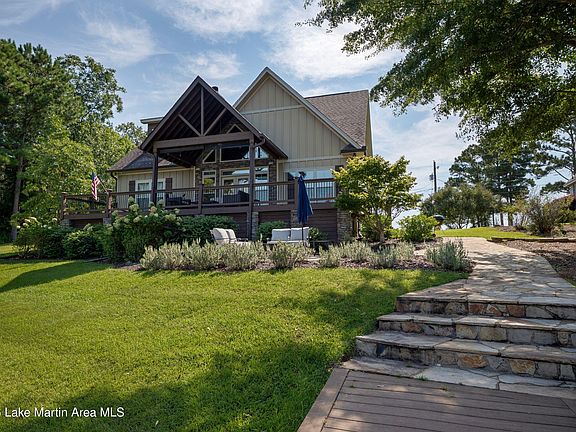 4th image of 67 Curry Point