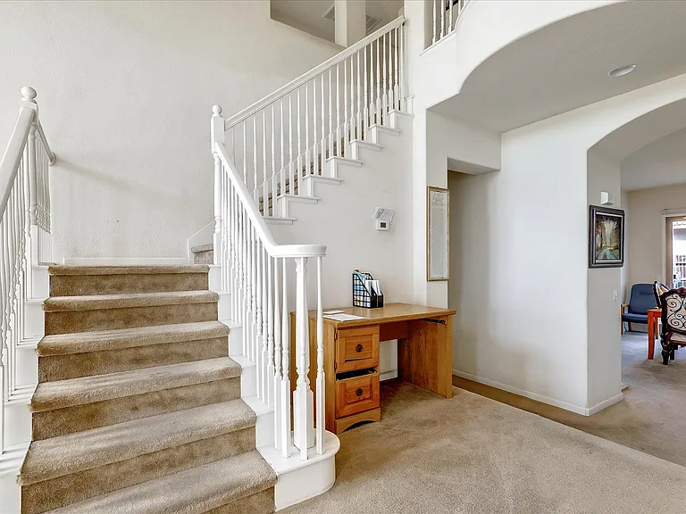2107 Expedition Way — Photo 32