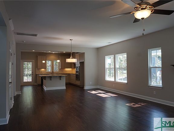 4th image of 130 N Wildlife View Court N
