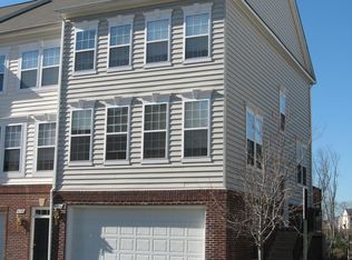 4106 River Forth Dr, Fairfax, VA 22030