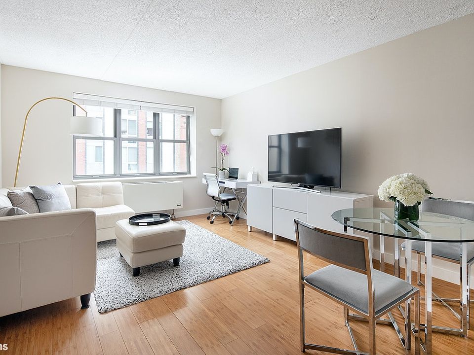 1st image of 516 W 47th St APT N3e