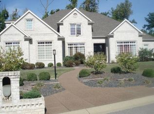 6477 Pebble Point Ct, Newburgh, IN 47630