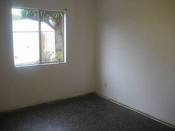 2nd image of 6277 Thomas Ave