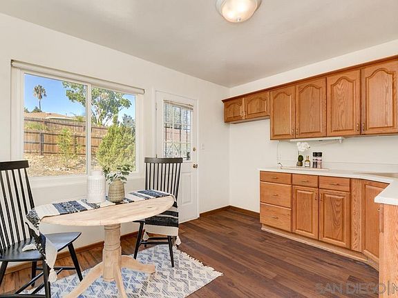 5th image of 4016 Loma Alta Dr