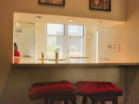 Breakfast Bar