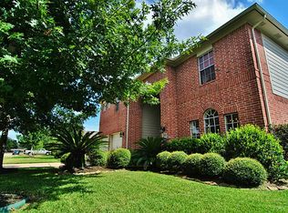 10014 Dawn Brook Dr, Pearland, TX 77584