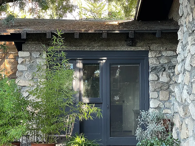 3355 Reta St — Photo 1