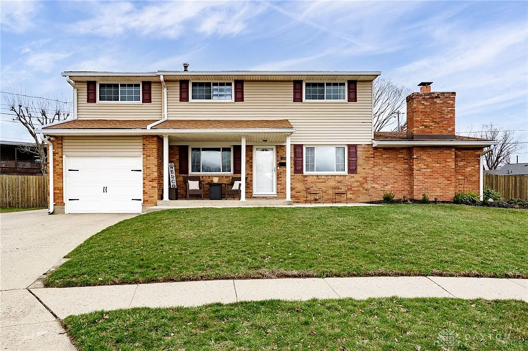 1003 Clayton Ct photo 1