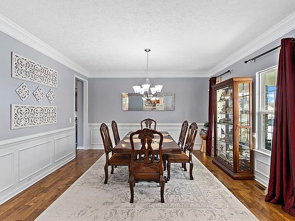 3rd image of 316 Autumn Reserve Pkwy