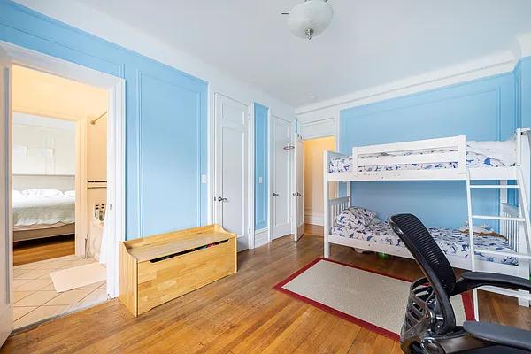 Rented by Compass | media 28