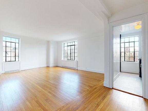 4th image of 1 Christopher St APT 16F