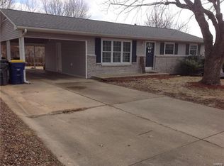 540 Columbia Ave, Saint Clair, MO 63077