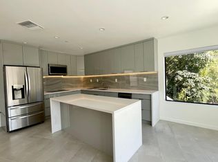 (Undisclosed Address), Glendale, CA 91206