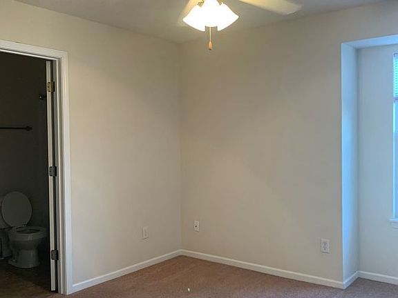 5th image of 1135 NW Downing Cir
