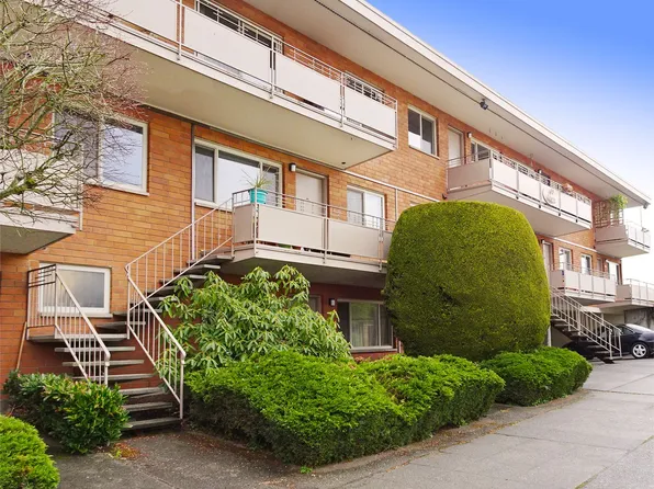 3203 NW 64th St #6, Seattle, WA 98107