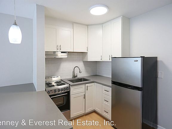 4th image of 200 Guerrero St APT 208