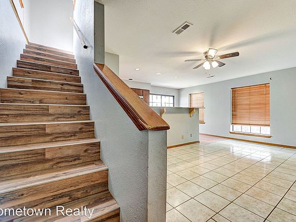 3rd image of 1122 N Eagle Ln #60