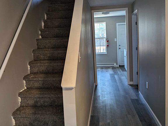 5th image of 618 Coates St