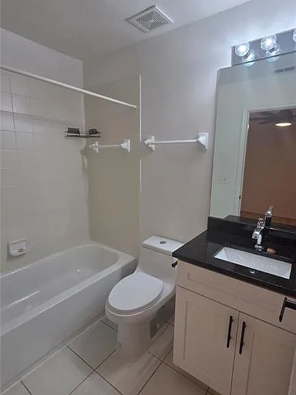 3642 Pine Oak Cir #107 — Photo 25