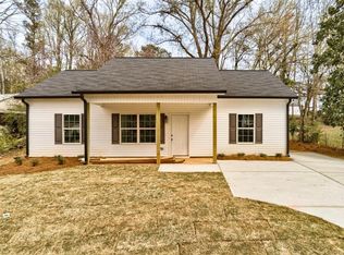 323 Loftis Rd, Temple, GA 30179