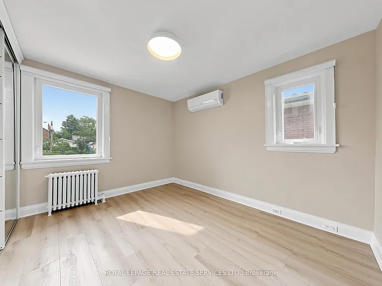 31 Rosemeade Ave — Photo 12