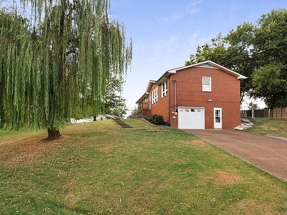 4th image of 166 Bonnafield Dr