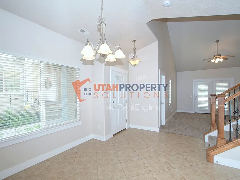 1046 E Quarry View Way — Photo 10