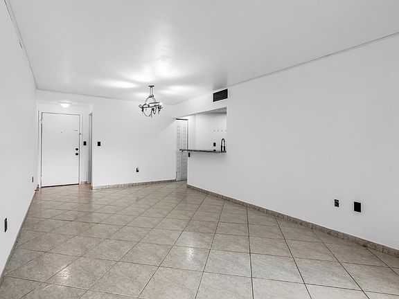 5th image of 9421 Fontainebleau Blvd APT 101
