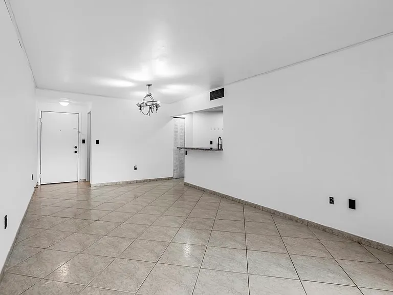 9421 Fontainebleau Blvd #101 — Photo 5