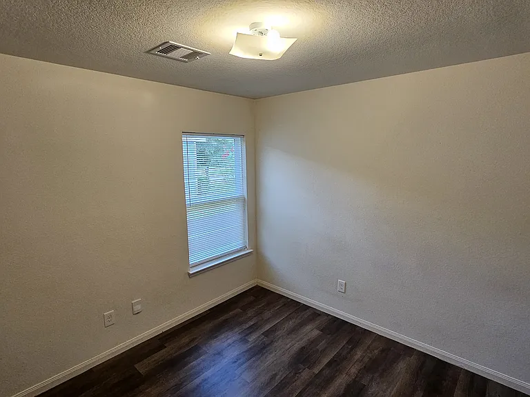 24053 Wilde Dr — Photo 11