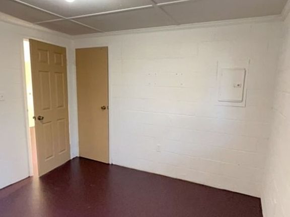 4th image of 258 E Columbia Ave #1