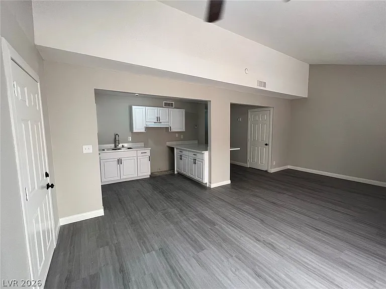 5237 Garden Ln #C — Photo 1