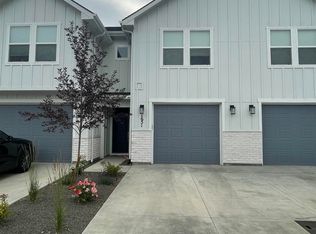 1771 N Solterra Ln, Meridian, ID 83646