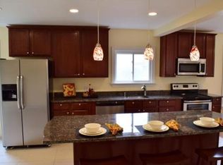 85 Summer St, Franklin, MA 02038