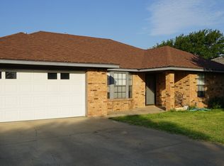 401 Willow St, Panhandle, TX 79068