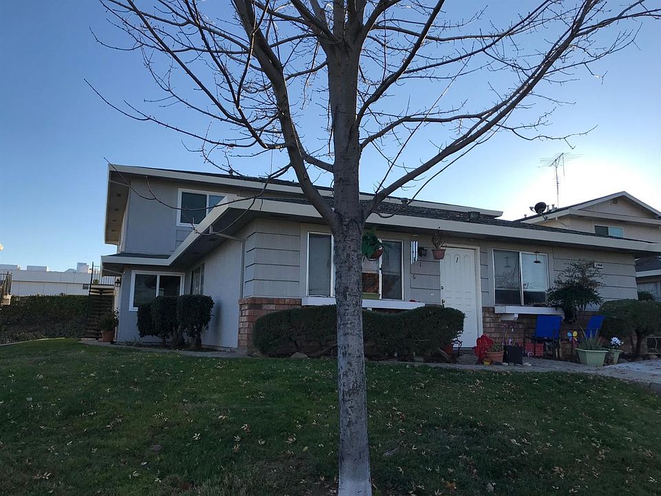 2nd image of 11650 Garnet Way APT 4