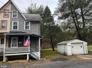 45 Wideawake St, Pine Grove, PA 17963