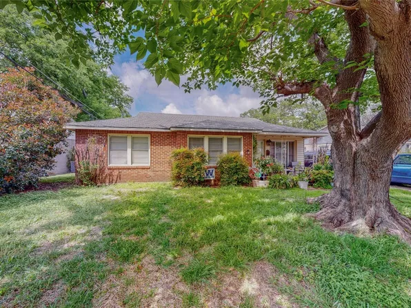 3504 Mission St, Fort Worth, TX 76109