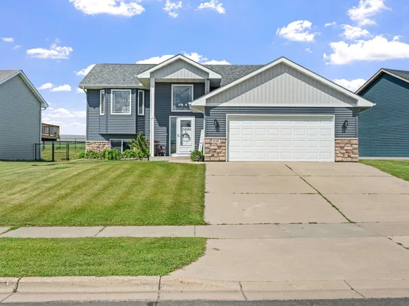 816 Cologne Ln, Waverly, MN 55390
