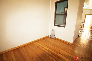 Rented by Wave Real Estate Group