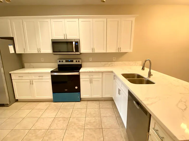 62 S Valencia Pl — Photo 8