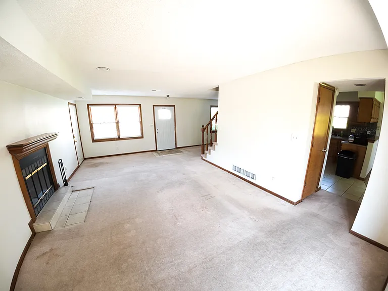 3619 Lakecrest Ct — Photo 12
