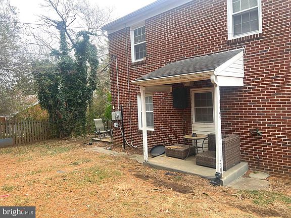 4th image of 953 View St