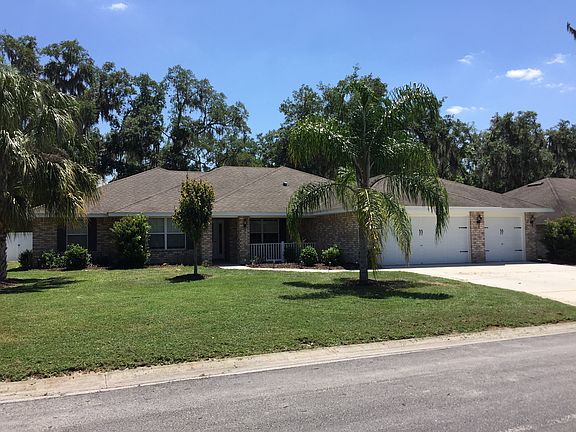 2nd image of 2939 Blackwater Oaks Dr