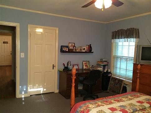 5th image of 2409 Clarinda Ave