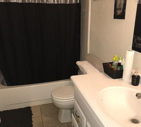 5th image of 2227 N Glenn Ave