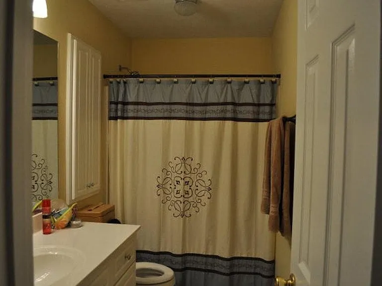 322 Beech Ln — Photo 3