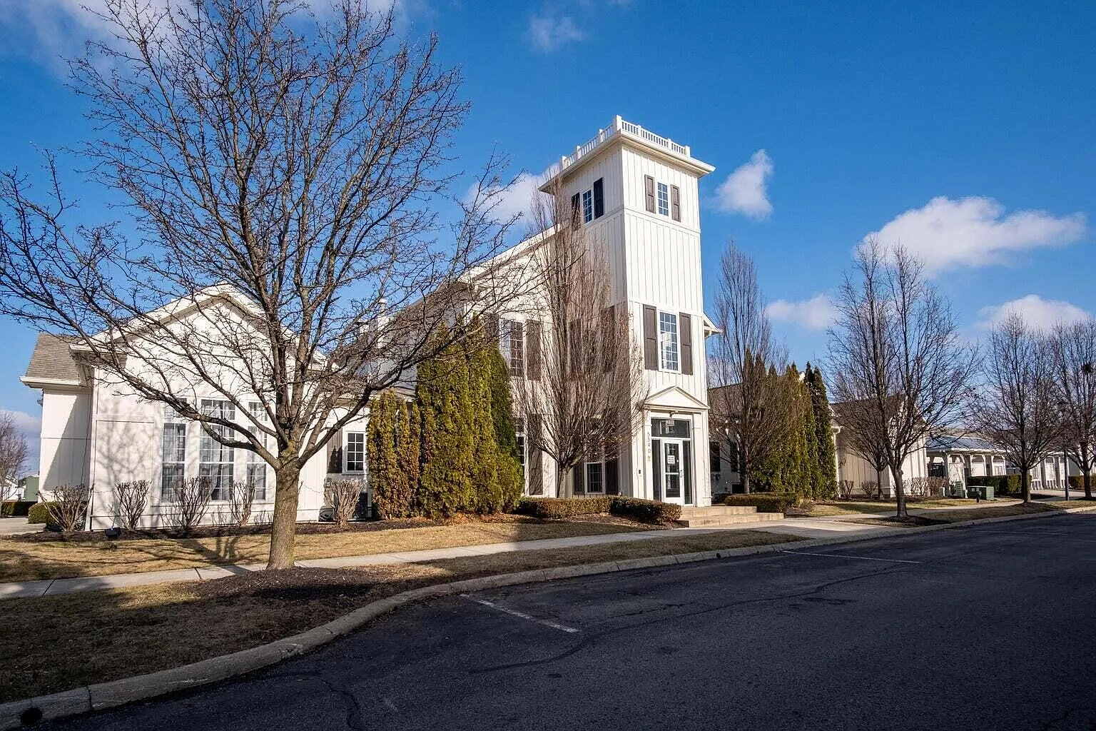 2 bed, 4.0 bath, 1288 sqft, $2,000 — Photo 4