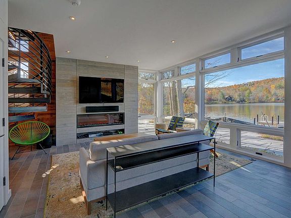 Living Room with Gas Fireplace/AC